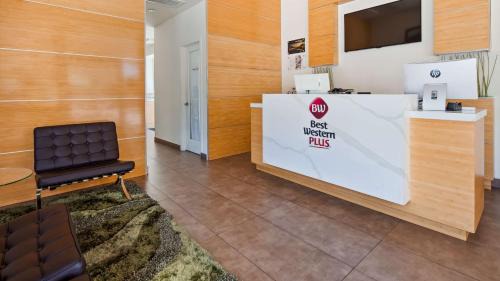 Eagle Rock Hotel | Best Western Plus Glendale