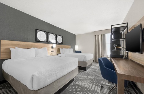 Pike Hotel | Best Western Plus Indianapolis NW Hotel