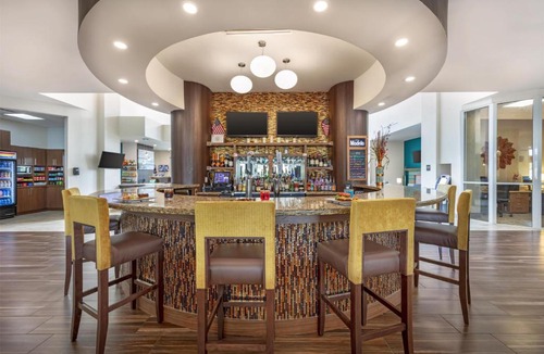 Country Walk Hotel | Best Western Plus Miami Executive Airport Hotel and Suites