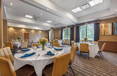Country Walk Hotel | Best Western Plus Miami Executive Airport Hotel and Suites