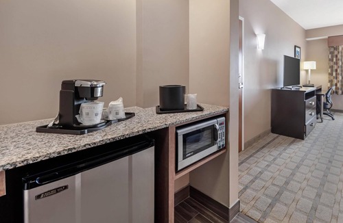 Country Walk Hotel | Best Western Plus Miami Executive Airport Hotel & Suites