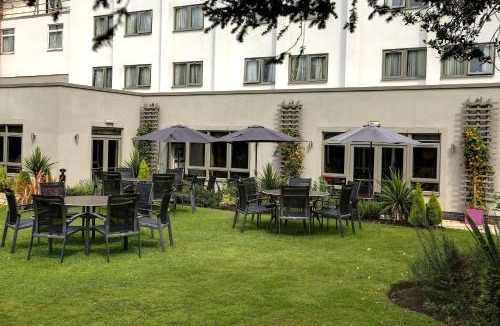 Handforth Hotel | Best Western Plus Pinewood Hotel, Manchester Airport South Handforth