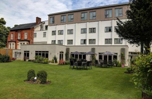 Handforth Hotel | Best Western Plus Pinewood Hotel, Manchester Airport South Handforth