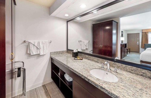 South Redondo Hotel | Best Western Plus Redondo Beach Inn