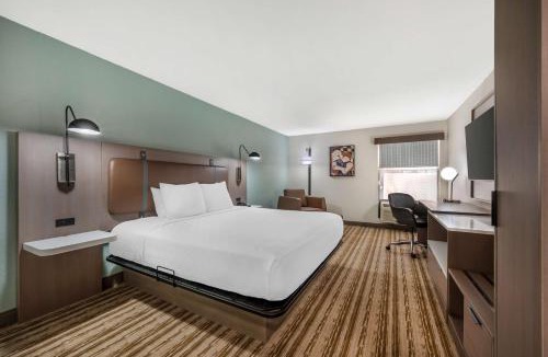 Richmond Hotel | Best Western Plus Richmond Indiana I-70