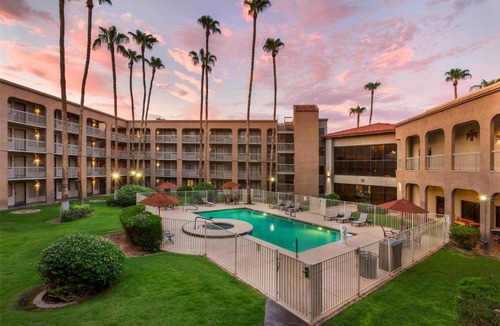 Thunderbird Industrial Airpark Hotel | Best Western Plus Scottsdale Thunderbird Suites
