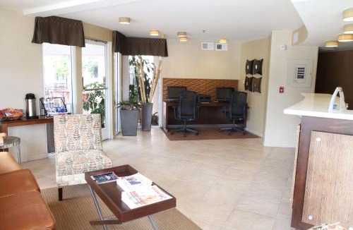 Coronado Hotel | Best Western Plus Suites Hotel Coronado Island