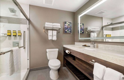 Temecula Hotel | Best Western Plus Temecula Wine Country Hotel &Suites