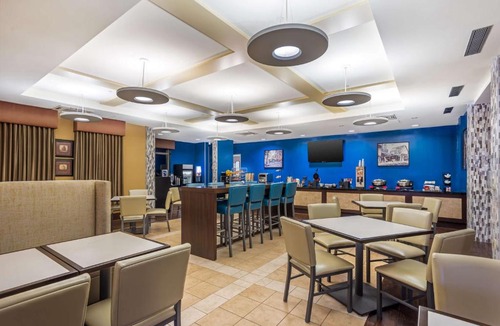 State College Hotel | Best Western PLUS University Park Inn & Suites