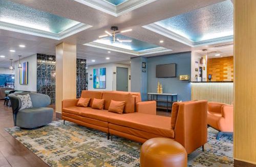 Florida Center Hotel | Best Western Plus Universal Inn - Free Shuttle to Universal Studios!