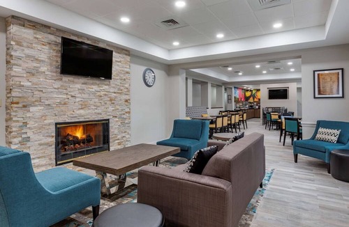 Franklin Hotel | Best Western Plus Executive Residency Franklin