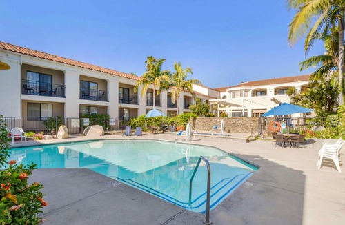 Simi Valley Hotel | Best Western Posada Royale Hotel & Suites