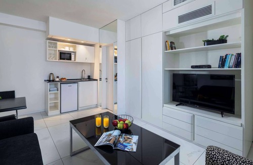 Tel Aviv Promenade Hotel | Best Western Regency Suites