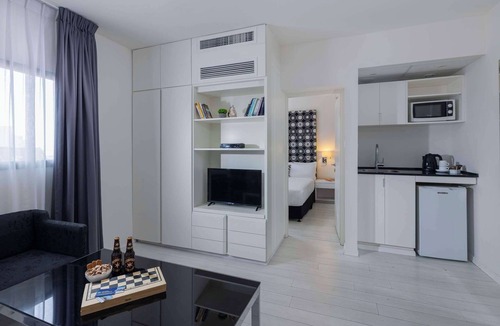 Tel Aviv Promenade Hotel | Best Western Regency Suites