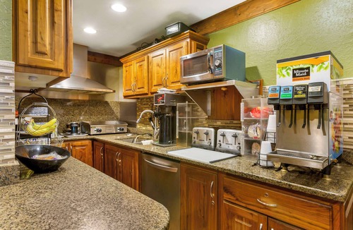 Red River Hotel | Best Western Rivers Edge