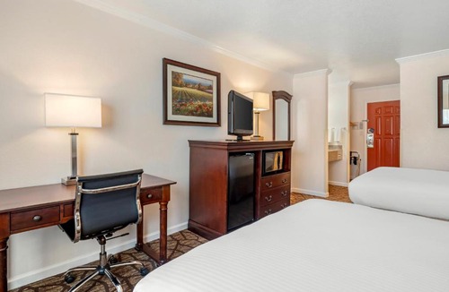 Salinas Hotel | Best Western Salinas Monterey