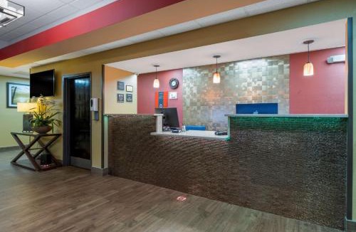 Normandy Shores Hotel | Best Western Seneca-Clemson