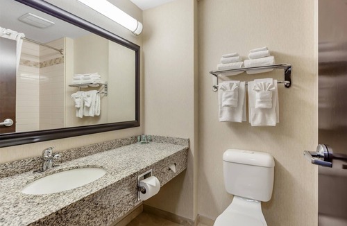 Wainwright Hotel | Best Western Wainwright Inn & Suites