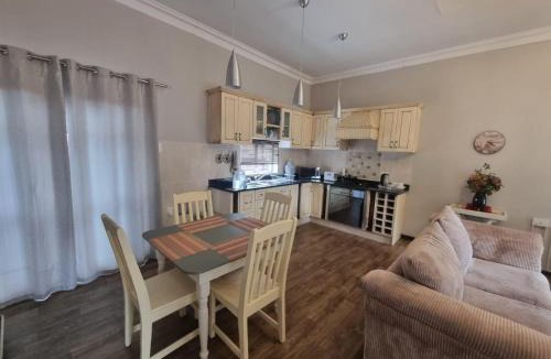 Parys Villa | Besterfield Villa