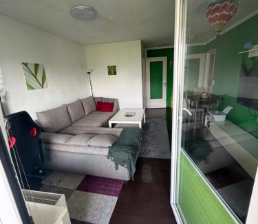 Hellersdorf Apartment | BestRate