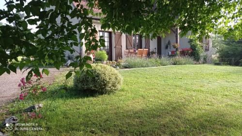 Meyronne Bed & Breakfast | Bet & Jac