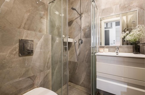 Jerusalem City Centre Apartment | Betsalel's Studio