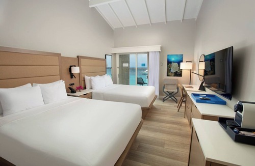 Playa Hotel | Better Choice For Your Vacation! 3 Relaxing Units! Outdoor Pool, Beach Access!