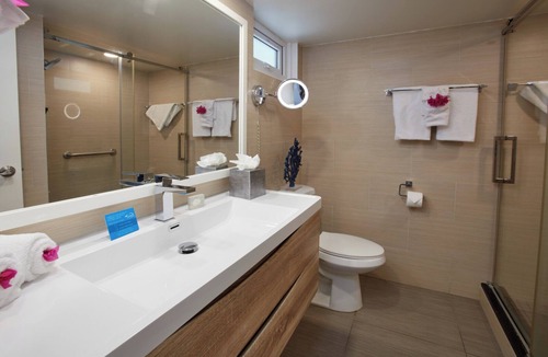 Playa Hotel | Better Choice For Your Vacation! 3 Relaxing Units! Outdoor Pool, Beach Access!