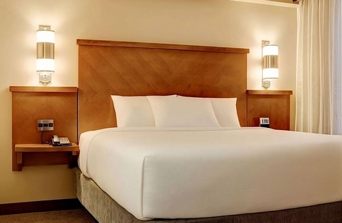 Gwinnett Place Hotel | Better Choice For Your Vacation! Spacious Unit Awaits! Near Gwinnett Place Mall!