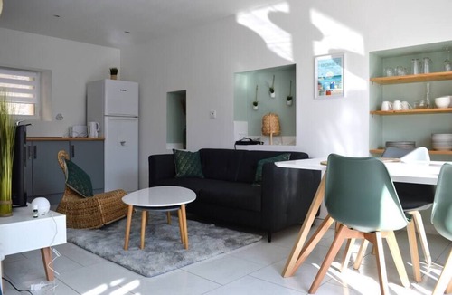 Colombiers-sur-Seulles House | Between land and sea - a home to recharge your batteries