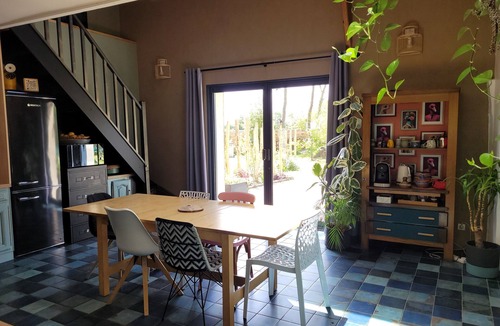 Saint-Meloir-des-Ondes House | Between land and sea