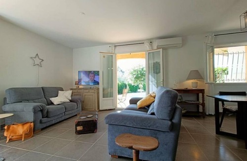 Castillon-du-Gard Apartment | Between Pont du Gard and Uzès