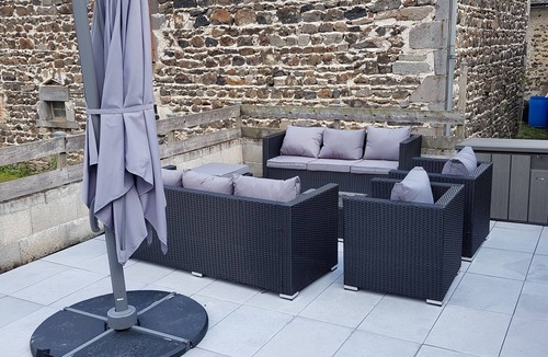 Orcival House | Between Puy de Dome and Sancy in central France +wifi. 11 pers+1 pers