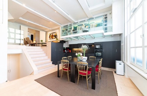 Quartier de l'Ecole-Militaire Apartment | Between Saint Germain & Eiffel Tower high ceiling renovated AC 3 bedroom!