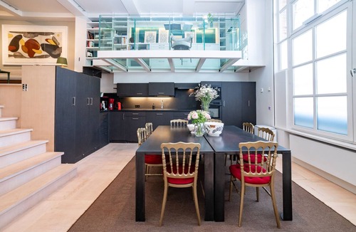 Quartier de l'Ecole-Militaire Apartment | Between Saint Germain & Eiffel Tower high ceiling renovated AC 3 bedroom!