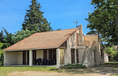 Quissac House | Between sea and Cevennes, villa, 3 bedrooms, large enclosed garden, close to greenways