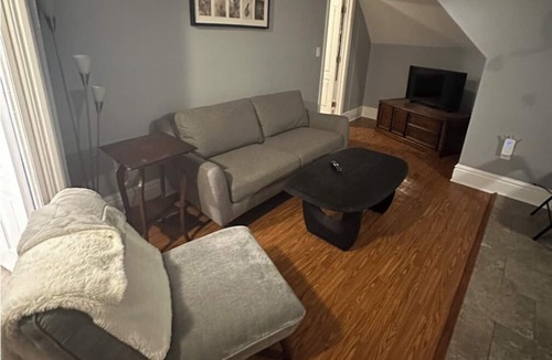 Belmont Apartment | Between the 401 and St Thomas