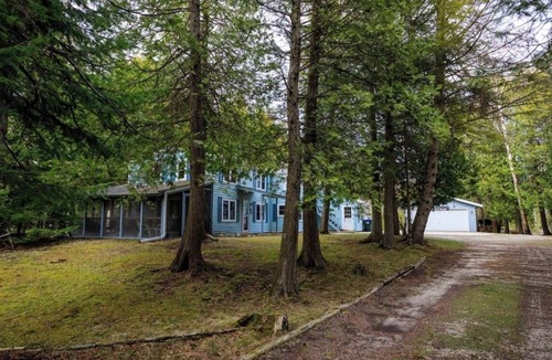 Sturgeon Bay Cabin | Between Two Lakes Spacious Clark Lake Cottage - 5 Bedrooms & Private Dock