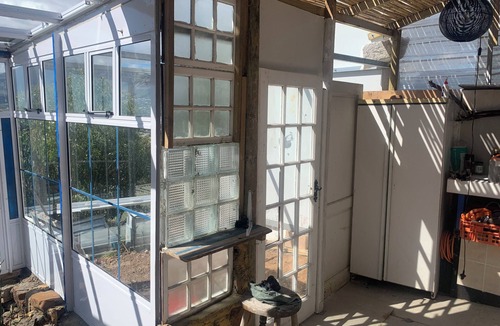Capri House | Between Two Oceans Terrific 2-bedroom nature reserve home in Cape Town
