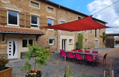 Aze House | Between vineyards and forests in the mâconnais