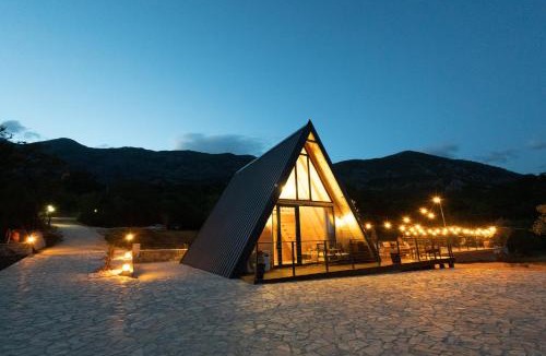 Montenegro Coast Ski Chalet | BEV's Hideaway