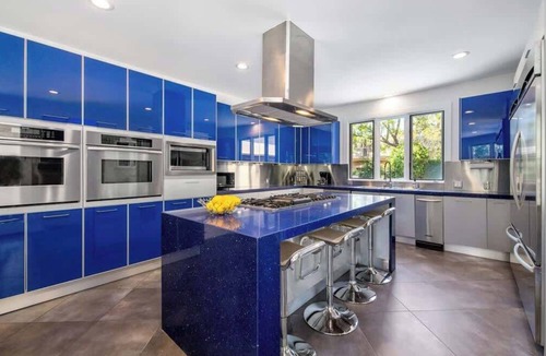 Trousdale Estates Villa | Beverly Hills 4BD Tennis Estate w/Gym, Pool & Spa