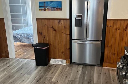 Beverly Apartment | Beverly, Salem, Dwtn, Water and Train