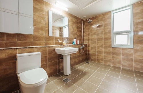 Ansan House | Beyand Private Pool Villa Pension, Daebu