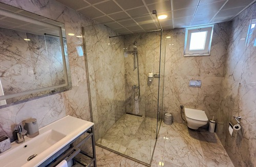 Sinop Hotel | Beyaz Ev Hotel Restaurant