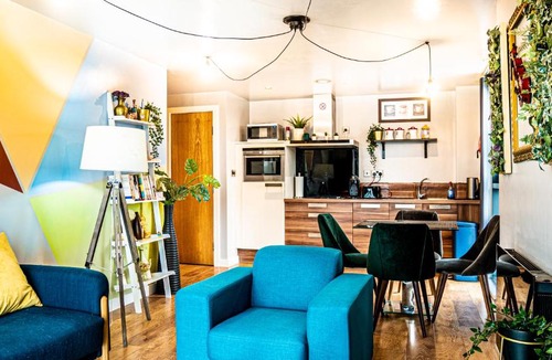 Sheffield Apartment | Beyond Blonk Apartments
