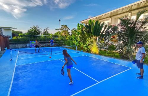 Basdiot Hotel | Beyond Island Resort