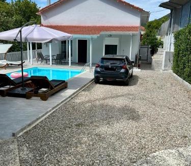 Sivros House | Beyond The Bridge
