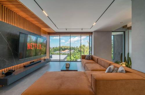 Babakan Villa | Beyond The Palms - Impressive Brand New 4BR Canggu Villa with Rooftop