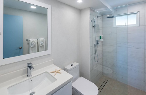St. Lawrence Gap Apartment | BH 106 - Studio 5min walk to The Gap & Dover Beach